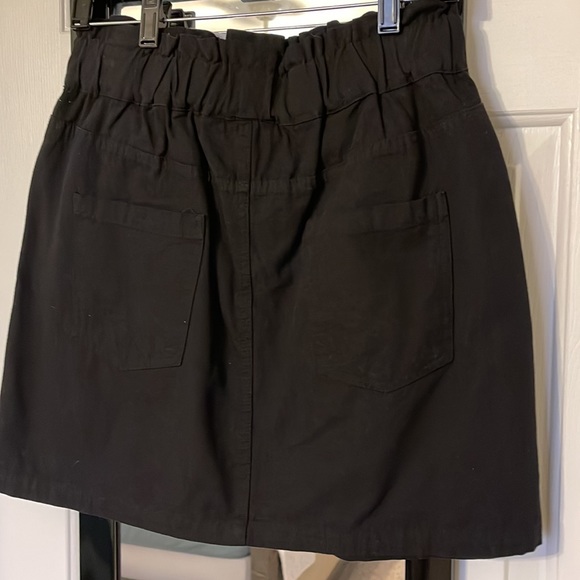 NWT Vici Tess Pocketed Paper Bag Waist Denim Skirt ~ Black - Picture 4 of 4